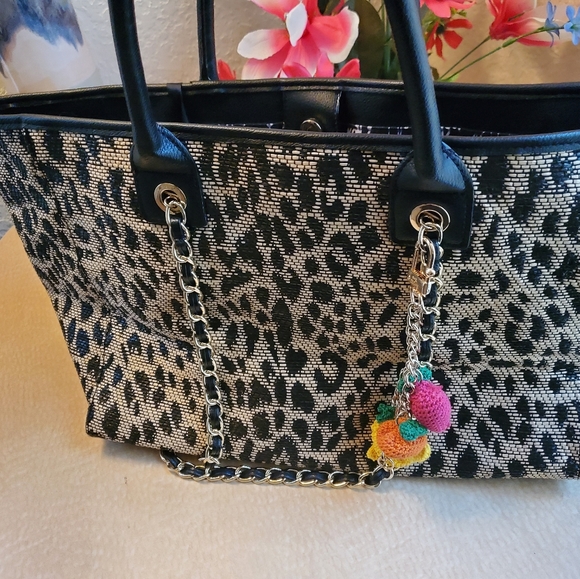 Betsy Johnson Tote - Picture 3 of 5